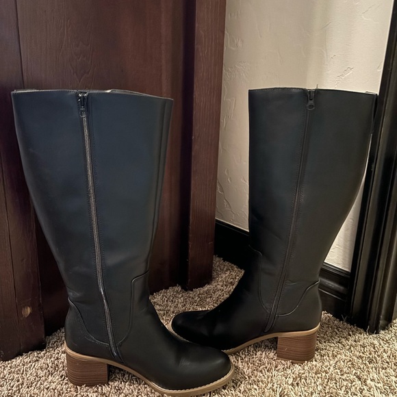 TARGET Black Heeled Wide Calf Knee High Boots Size 8 - Picture 2 of 7